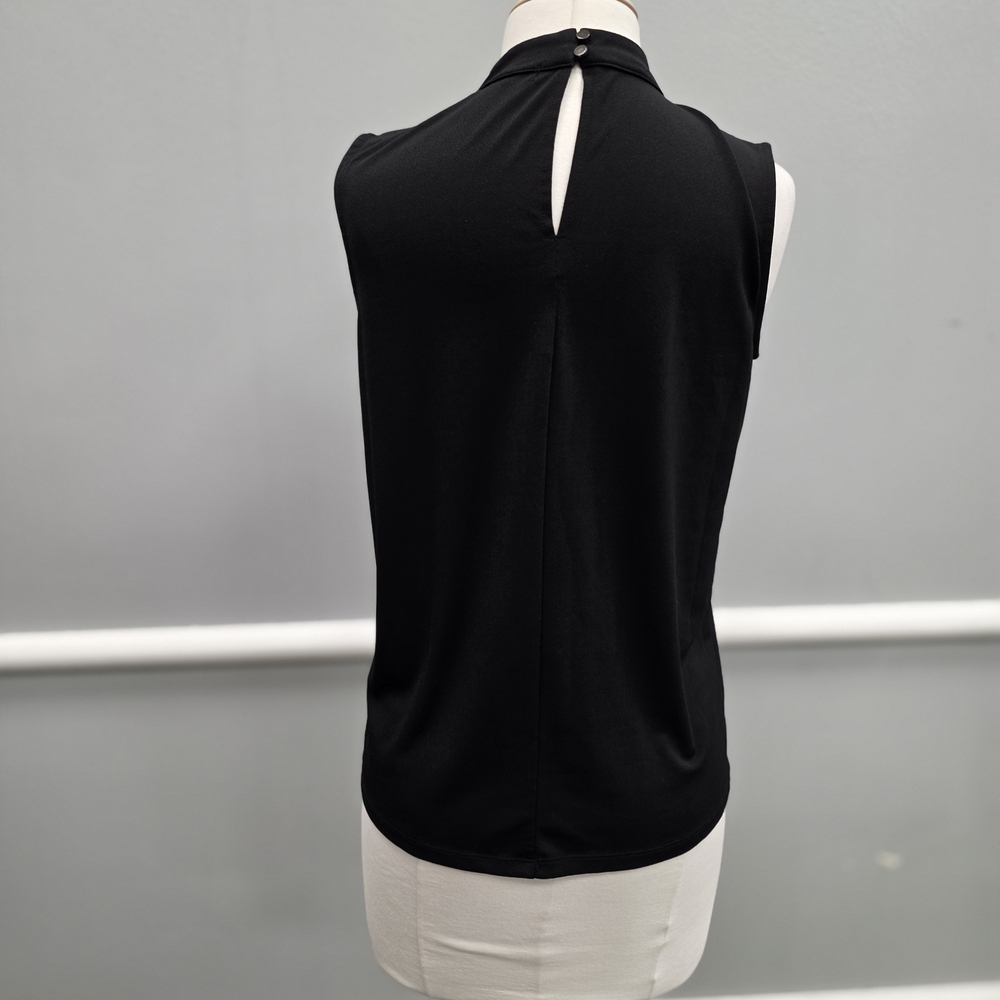 Banana Republic Black Sleeveless Blouse - Picture 4 of 8